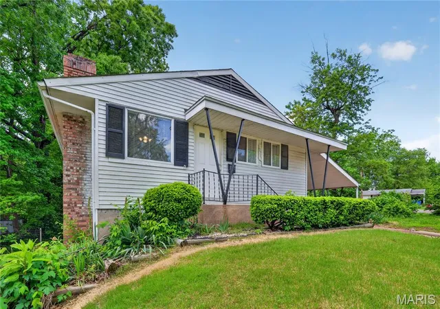 1st image of 10247 Valley Dr, St Louis, MO 63137 | MLS# MIS26025839