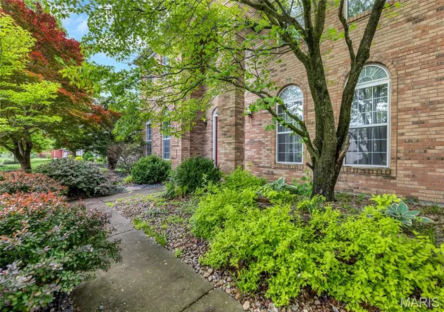 Photo 3 of Single family home for sale at 1145 Stonewolf Trl, Fairview Heights, IL 62208 | MLS# MIS26025864 | Listing updated on 2026-08-24