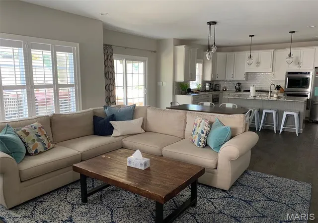 Photo 4 of Single family home for sale at 506 Edna Ave, Saint Louis, MO 63122 | MLS# MIS26025869 | Listing updated on 2026-04-29