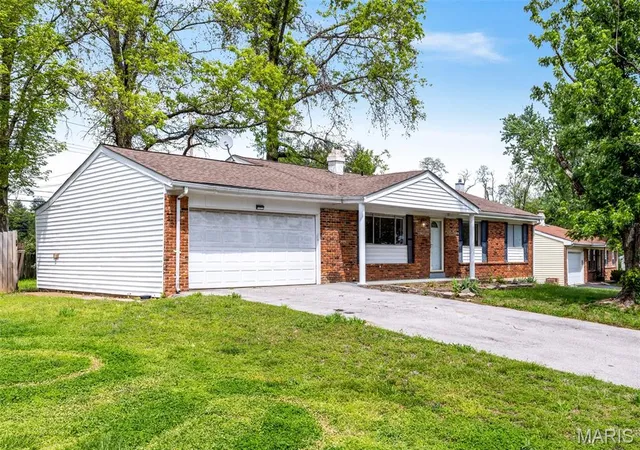 37th image of 119 Bellechasse Dr, Chesterfield, MO 63017 | MLS# MIS26025899
