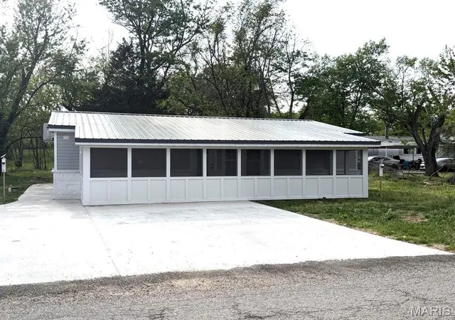 Homes for sale in Mountain View, MO | 910 N Ash St, Mountain View, MO 65548 | MLS# MIS26025918