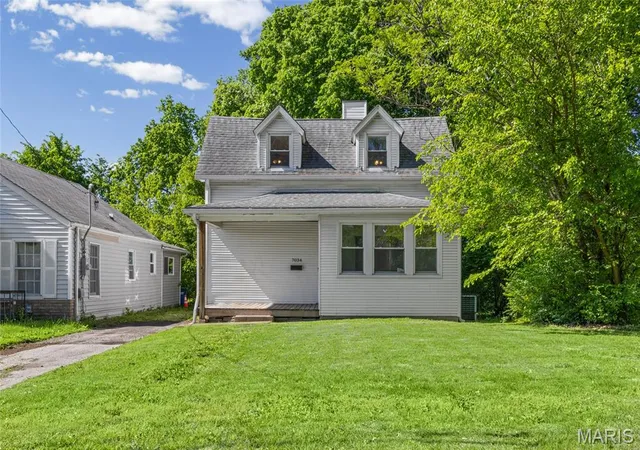 Photo 3 of Single family home for sale at 7034 Beulah Ave, Saint Louis, MO 63136 | MLS# MIS26025962 | Listing updated on 2026-09-24