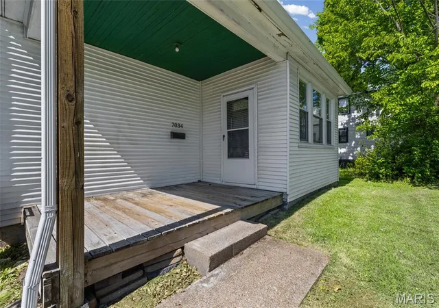 Photo 3 of Single family home for sale at 7034 Beulah Ave, Saint Louis, MO 63136 | MLS# MIS26025962 | Listing updated on 2026-09-24