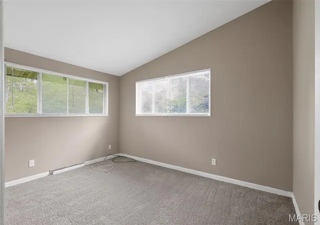 Photo 4 of Single family home for sale at 10836 Hallstead Dr, Saint Louis, MO 63136 | MLS# MIS26026066 | Listing updated on 2026-10-26