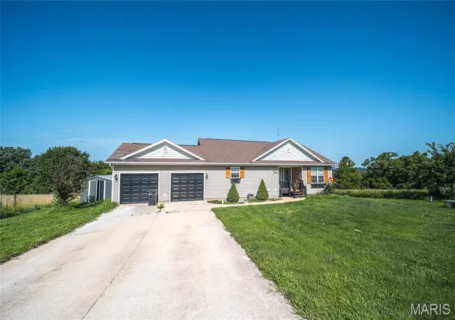Homes for sale in Waynesville, MO | 22361 Recon Dr, Waynesville, MO 65583 | MLS# MIS26026124