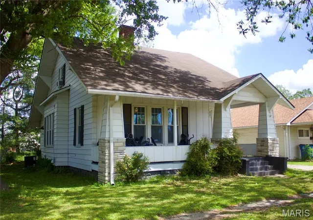 Photo 2 of Single family home for sale at 315 W Parker Ave, Chaffee, MO 63740 | MLS# MIS26026208 | Listing updated on 2026-09-13