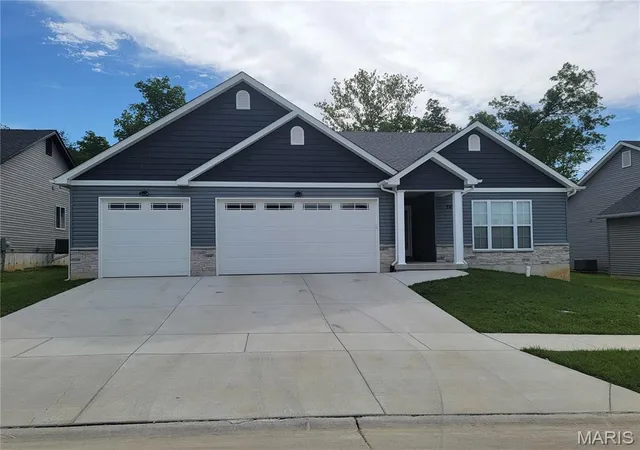 Homes for sale in Herculaneum, MO | 2452 French Dr, Herculaneum, MO 63048 | MLS# MIS26026217