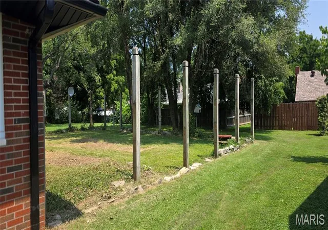 Photo 29 of Single family home for sale at 2417 Sylvan, Alton, IL 62002 | MLS# MIS26026259 | Listing updated on 2026-09-14