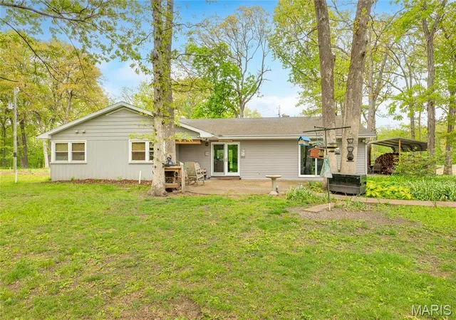 Homes for sale in Dorsey, IL | 222 Prairietown Rd, Dorsey, IL 62021 | MLS# MIS26026278