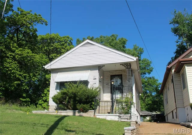 Single family home for sale at 4209 Beachwood Ave, Saint Louis, MO 63121 | MLS# MIS26026299
