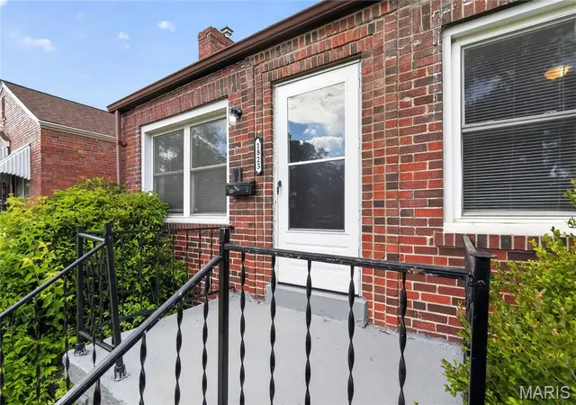 Photo 3 of Single family home for sale at 1823 Eton Ln, Saint Louis, MO 63147 | MLS# MIS26026317 | Listing updated on 2026-09-12