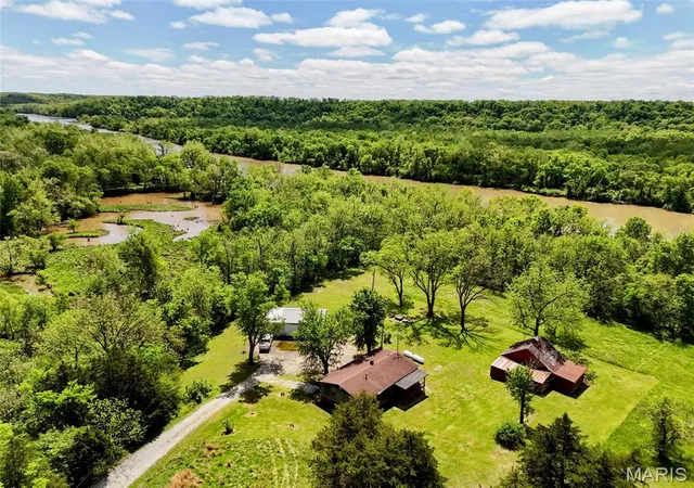 Homes for sale in Center, MO | 18133 Cincinnati Rd, Center, MO 63436 | MLS# MIS26026349