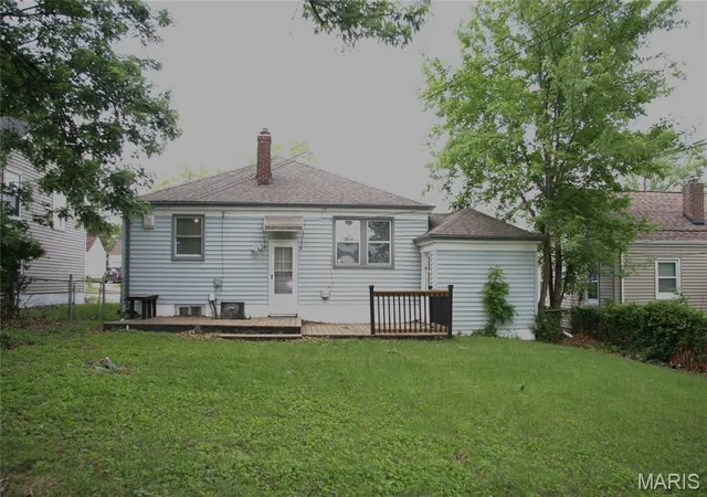 16th image of 7716 Brocton Ct, Saint Louis, MO 63121 | MLS# MIS26026529