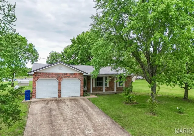 Homes for sale in Dixon, MO | 503 Spruce St, Dixon, MO 65459 | MLS# MIS26026560