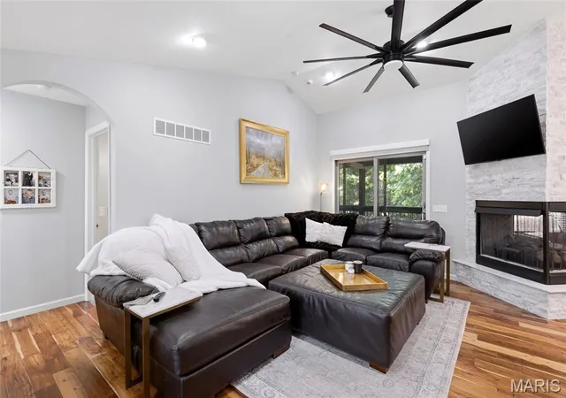 5th image of 1128 Patsy Ln, O Fallon, MO 63366 | MLS# MIS26026571
