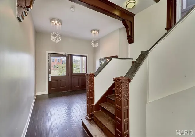2nd image of 4253 Washington Blvd #B, Saint Louis, MO 63108 | MLS# MIS26026574