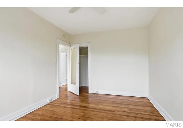 2nd image of 7012 Forsyth Blvd, Saint Louis, MO 63105