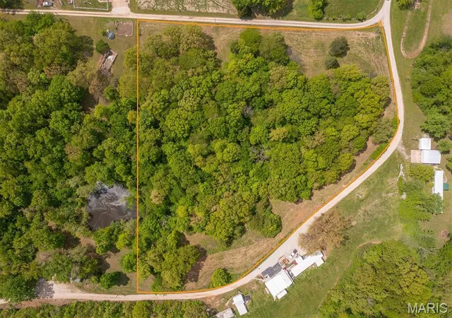 Homes for sale in Elsberry, MO | 00 W Chilcutt Trl, Elsberry, MO 63343 | MLS# MIS26026664