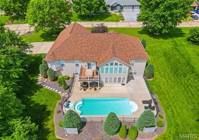 3rd image of 301 Red Wing Ct, Troy, MO 63379 | MLS# MIS26026677