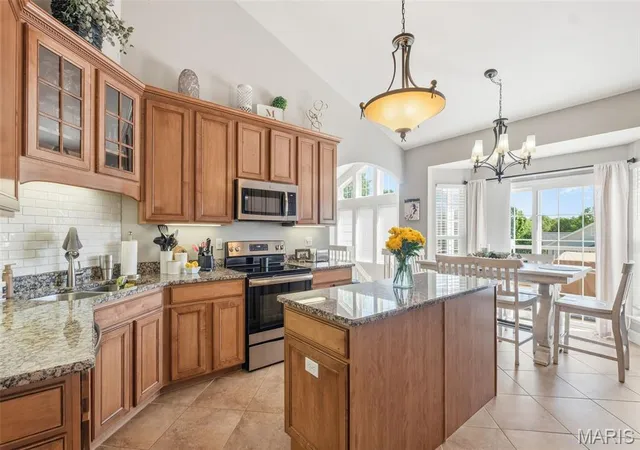 5th image of 301 Red Wing Ct, Troy, MO 63379 | MLS# MIS26026677