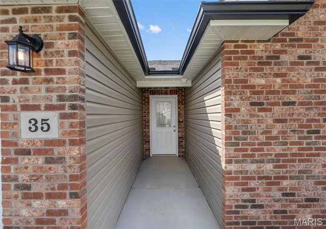 Photo 4 of House for sale at 35, 39 Benton Hill Lane, Cape Girardeau, MO 63701 | MLS# MIS26026866 | Listing updated on 2026-05-01