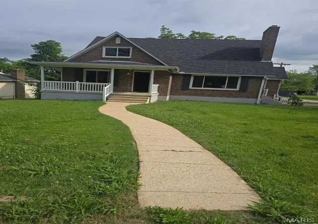 1st image of 1329 Barron Rd, Poplar Bluff, MO 63901 | MLS# MIS26026901