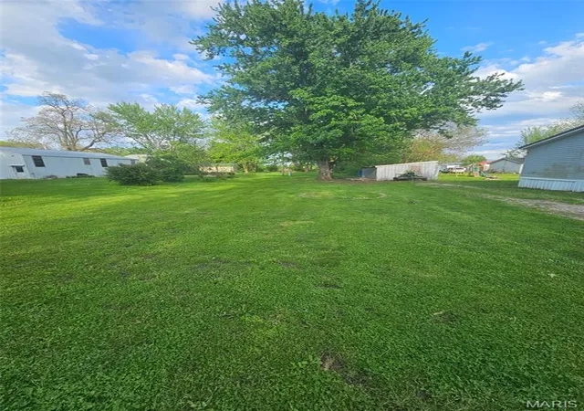 Photo 3 of Sale Pending at 606 N Washington, Queen City, MO 63561 | MLS# MIS26026904 | Listing updated on 2026-10-06