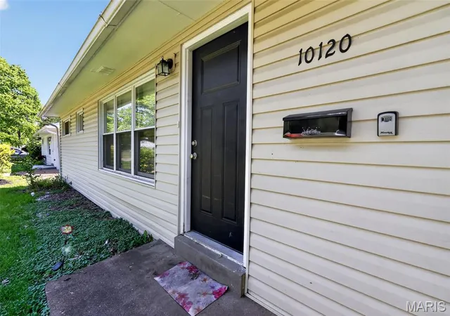 Photo 1 of Single family home for sale at 10120 Jett Dr, Saint Louis, MO 63136 | MLS# MIS26026909 | Listing updated on 2026-09-23