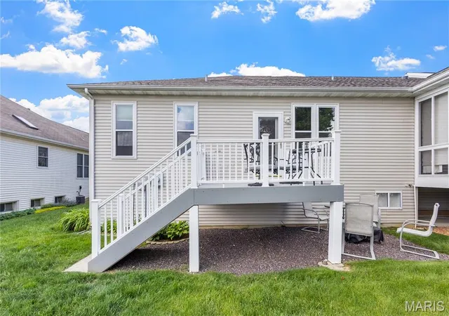 Photo 3 of Single family home for sale at 2071 Hawks Landing Dr #C, Lake St Louis, MO 63367 | MLS# MIS26026964 | Listing updated on 2026-08-27