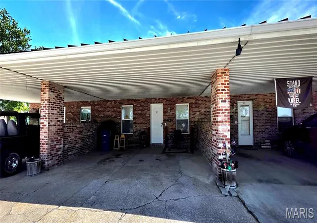 Homes for sale in Ellis Grove, IL | 100 N State St, Ellis Grove, IL 62241 | MLS# MIS26026977