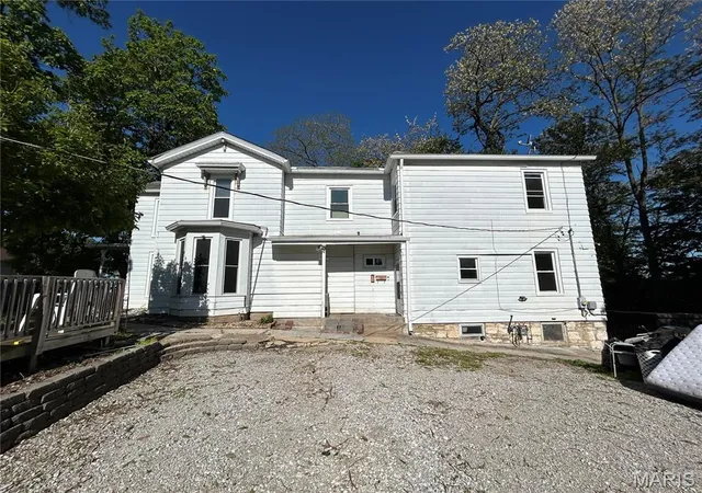 Homes for sale in Alton, IL | 226 E 5th St, Alton, IL 62002 | MLS# MIS26026984