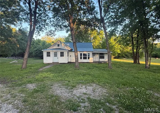 Homes for sale in Park Hills, MO | 217 River St, Park Hills, MO 63601 | MLS# MIS26026998