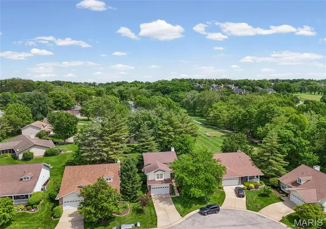 Homes for sale in Lake Saint Louis, MO | 806 Conch Ter, Lake Saint Louis, MO 63367 | MLS# MIS26027029