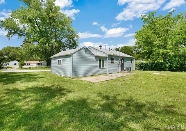 Homes for sale in Cahokia, IL | 2724 Camp Jackson Rd, Cahokia, IL 62206 | MLS# MIS26027032