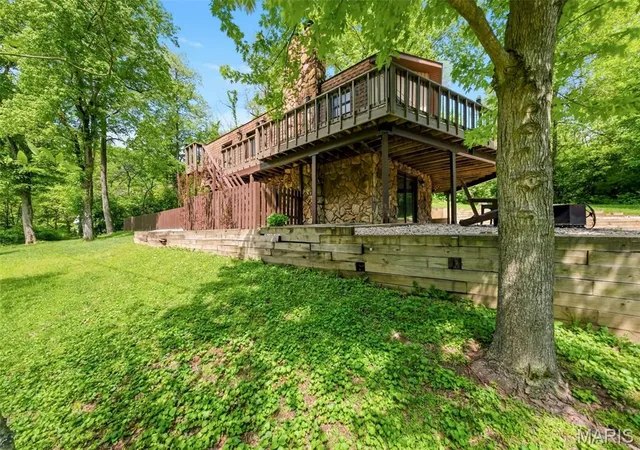 Homes for sale in Fairview Heights, IL | 625 Pleasant Ridge Rd, Fairview Heights, IL 62208 | MLS# MIS26027034