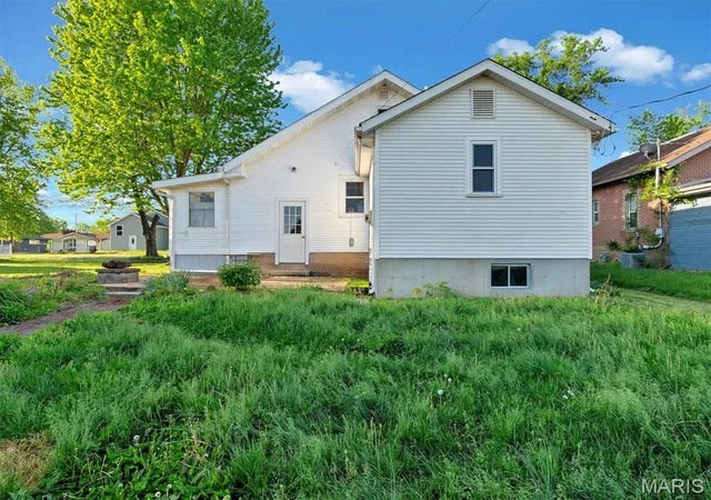 Homes for sale in Owensville, MO | 609 W Madison Ave, Owensville, MO 65066 | MLS# MIS26027053