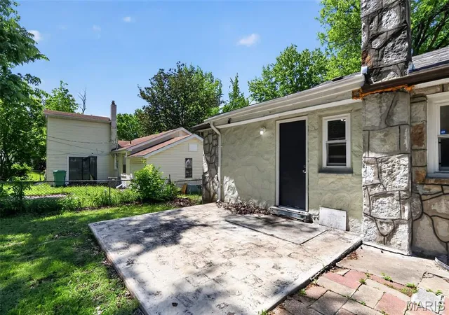 Homes for sale in Saint Louis, MO | 1924 Alert Dr, Saint Louis, MO 63114 | MLS# MIS26027124