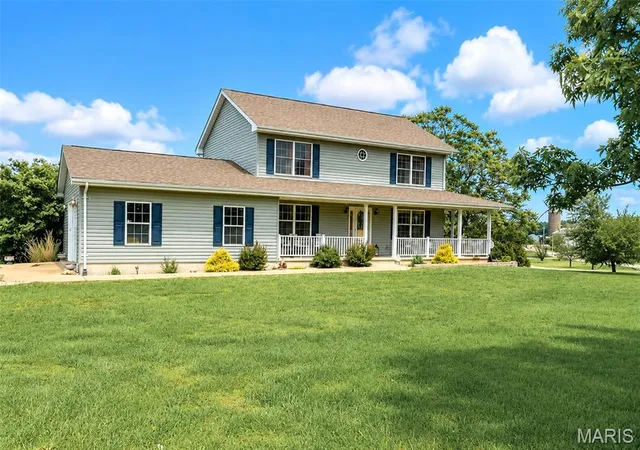 4th image of 301 Ridgewood Ct, Farmington, MO 63640 | MLS# MIS26027165