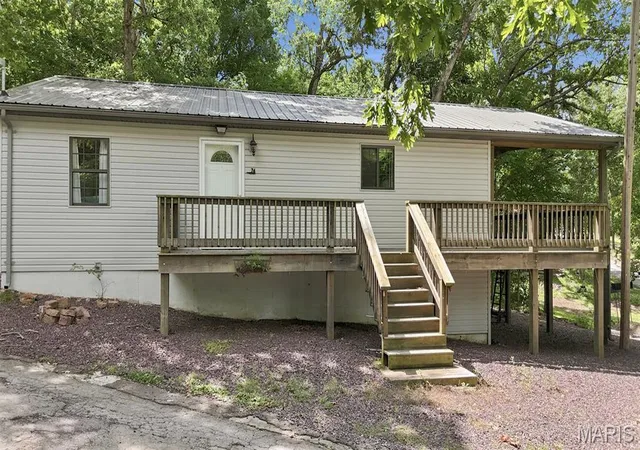 3rd image of 74 Circle Dr Dr, Ironton, MO 63650 | MLS# MIS26027197