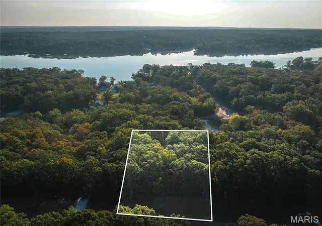 Homes for sale in Cuba, MO | 1456 Sequoya Ih Rd, Cuba, MO 65453 | MLS# MIS26027245