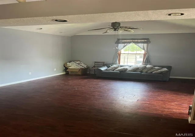 Photo 3 of Single family home for sale at 2505 E Main St, Belleville, IL 62221 | MLS# MIS26027360 | Listing updated on 2026-09-04