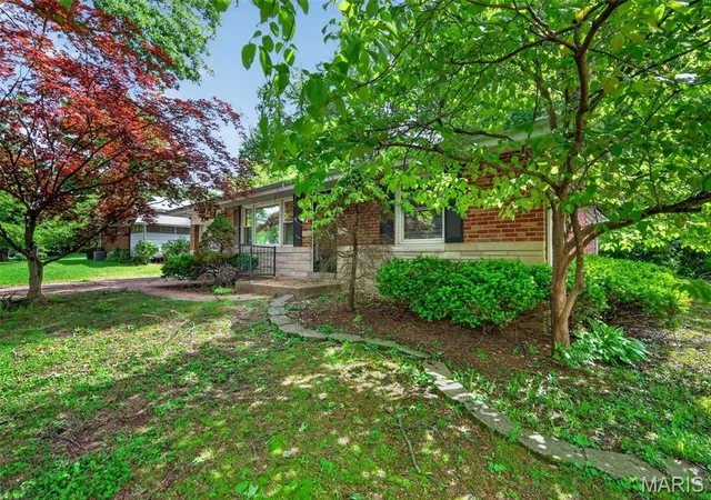 Homes for sale in Saint Louis, MO | 14 Forest Home Ct, Saint Louis, MO 63137 | MLS# MIS26027361