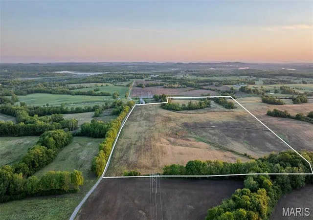Homes for sale in Elsberry, MO | 000 Walnut Hill Lane / Hwy B, Elsberry, MO 63343 | MLS# MIS26027365