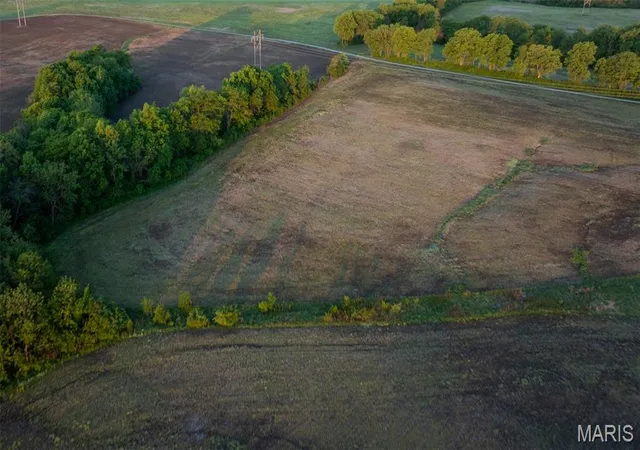 Homes for sale in Elsberry, MO | 000 Walnut Hill Lane / Hwy B, Elsberry, MO 63343 | MLS# MIS26027365