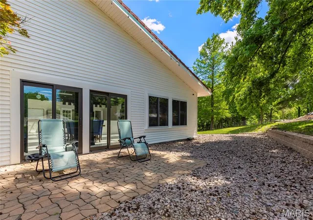 Photo 3 of Single family home for sale at 2900 Ossenfort Rd, Wildwood, MO 63038 | MLS# MIS26027399 | Listing updated on 2026-10-01