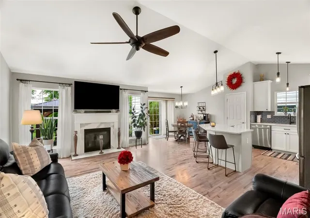 Homes for sale in Fenton, MO | 529 Winding Bluffs Dr, Fenton, MO 63026 | MLS# MIS26027414