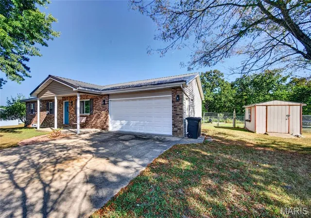 Photo 3 of Single family home for sale at 20580 Sedalia Rd, Waynesville, MO 65583 | MLS# MIS26027417 | Listing updated on 2026-09-06