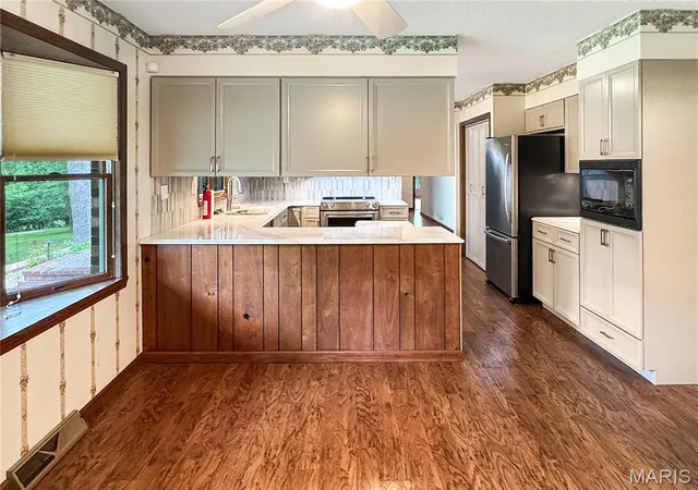 2nd image of 635 E Villa Ridge Rd, Villa Ridge, MO 63089 | MLS# MIS26027437