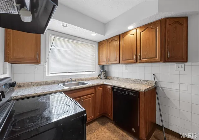 Photo 3 of Single family home for sale at 4701 Nelson Dr, Saint Louis, MO 63121 | MLS# MIS26027497 | Listing updated on 2026-09-03