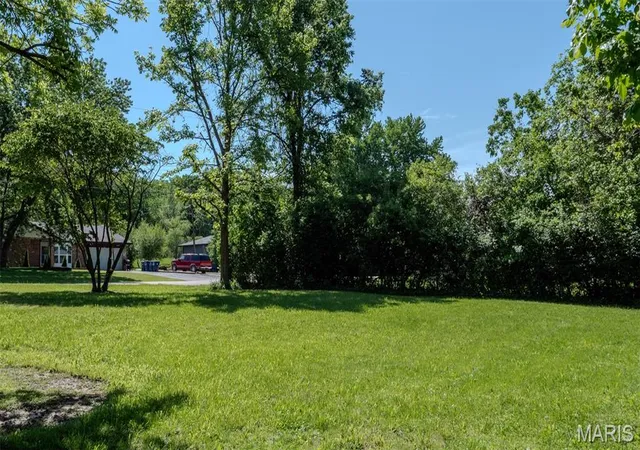 Homes for sale in Herculaneum, MO | 1393 Spring Dr, Herculaneum, MO 63048 | MLS# MIS26027585
